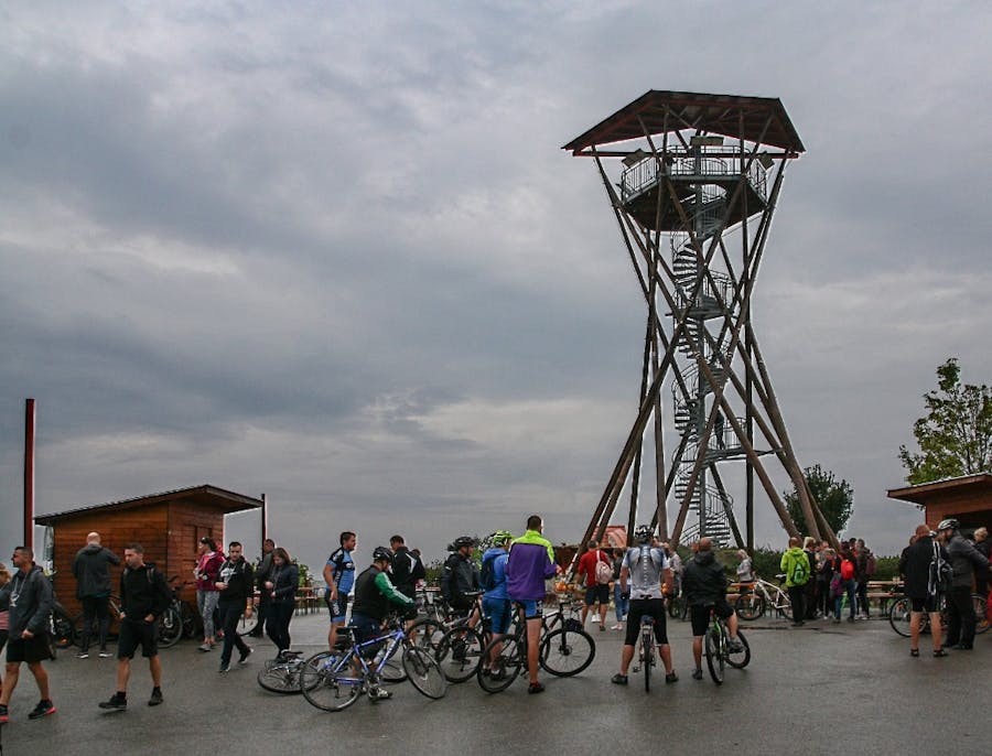 Krajem vína - Putování za burčákem po Modrých Horách Krajem vína - Putování za burčákem po Modrých Horách