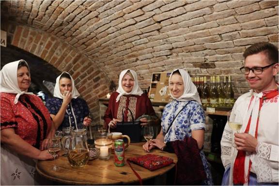 Hudbobraní - setkání ženských sborů ve Valtickém Podzemí | Valtice | 16. 9. 2023