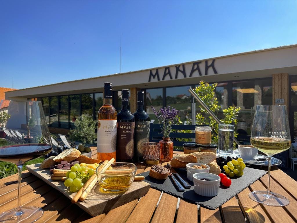 Vinařství Štěpán Maňák Vinařství Štěpán Maňák