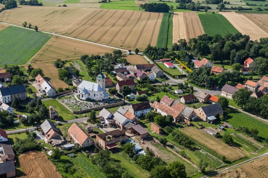 panoramiczny widok na pola 