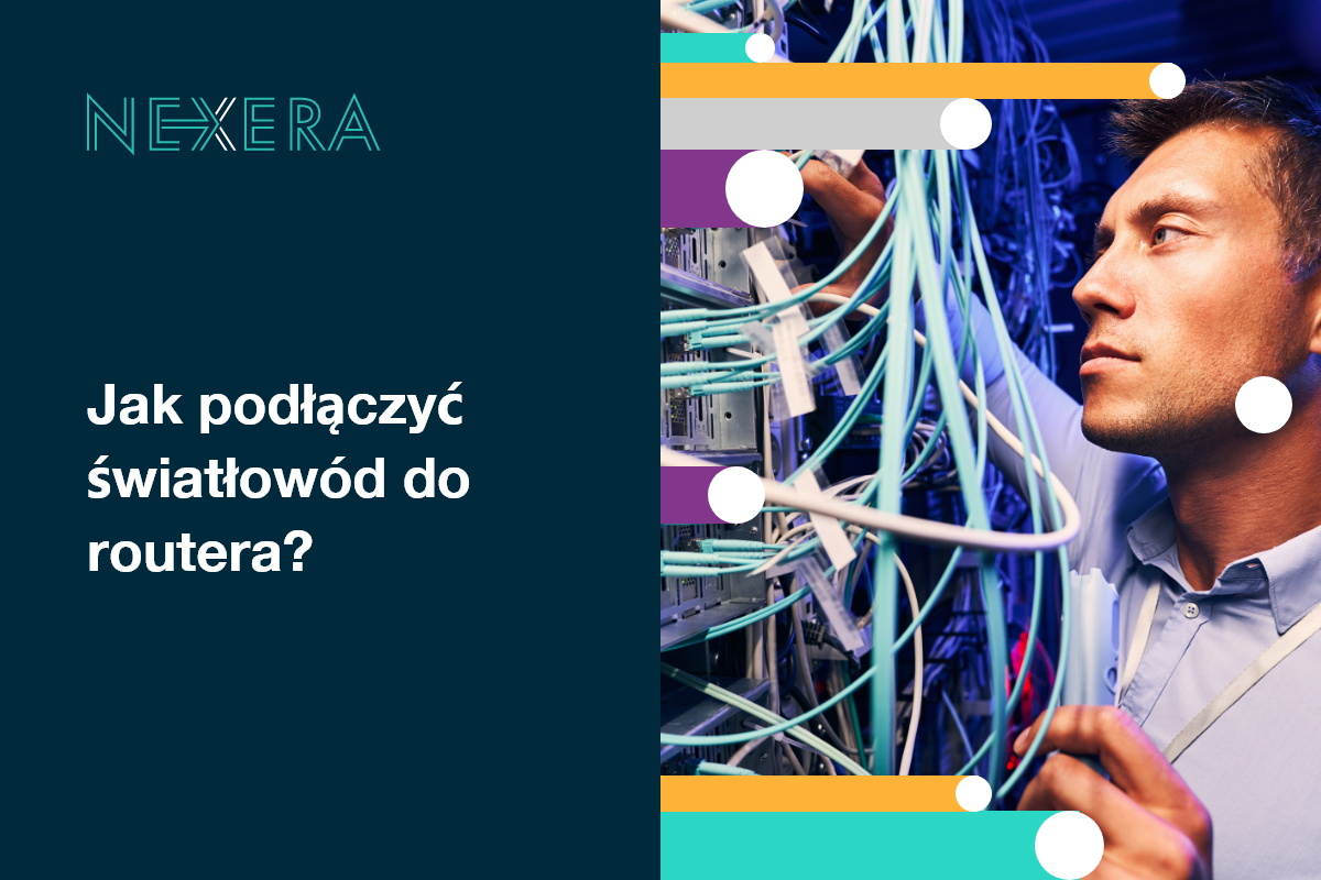Mężczyzna podłączający kable