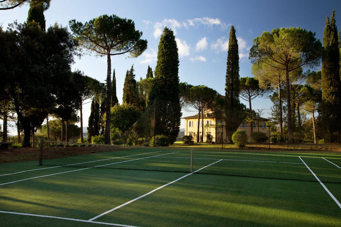 Tennis Court in Villa La Tavernaccia Villa La Tavernaccia offers a proper-sized private tennis court