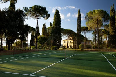 Villa La Tavernaccia offers a proper-sized private tennis court