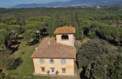 An aerial view of the Villa La Tavernaccia towards Florence.