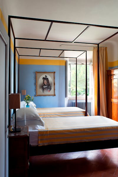 Second twin bedroom on the first floor of Villa Tavernaccia
