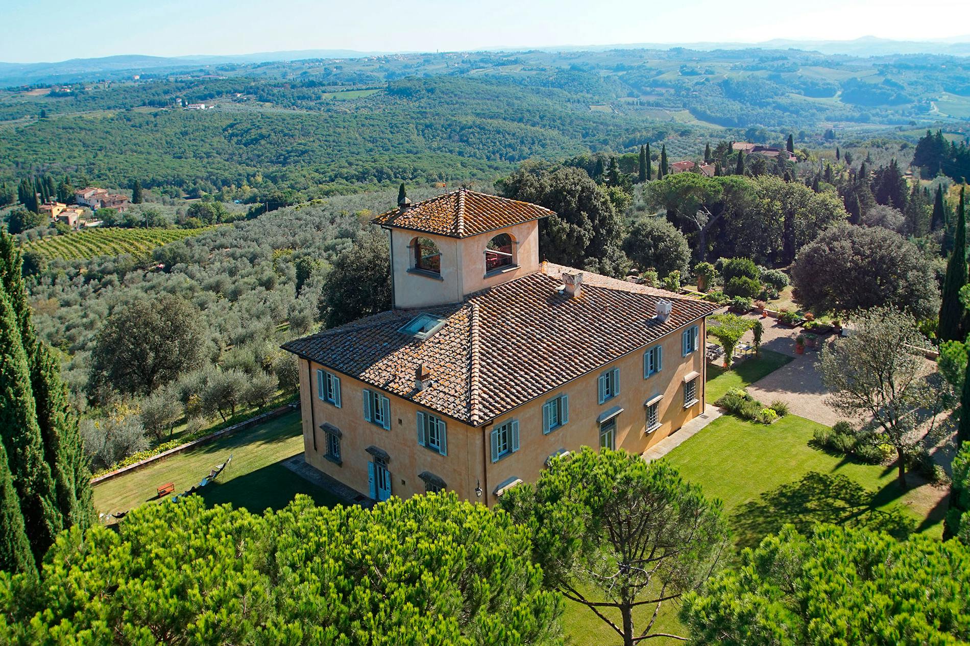 An aerial view of the Villa La Tavernaccia and its gardens.