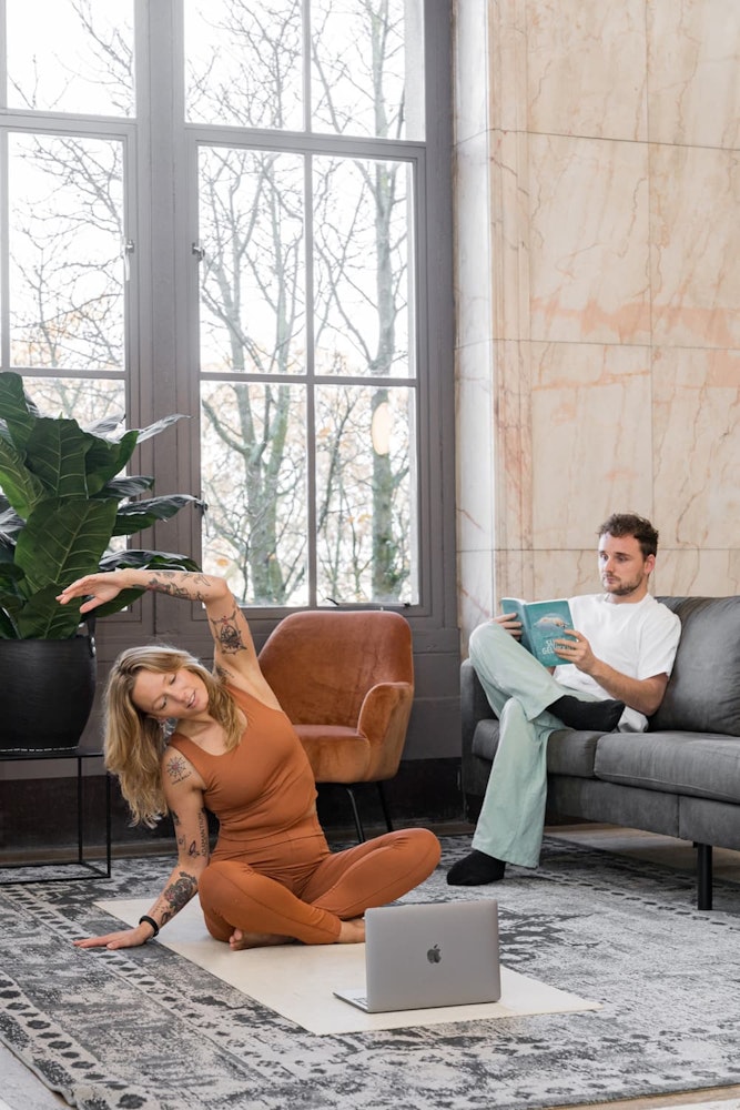 Cover image of Neo Yoga Online project