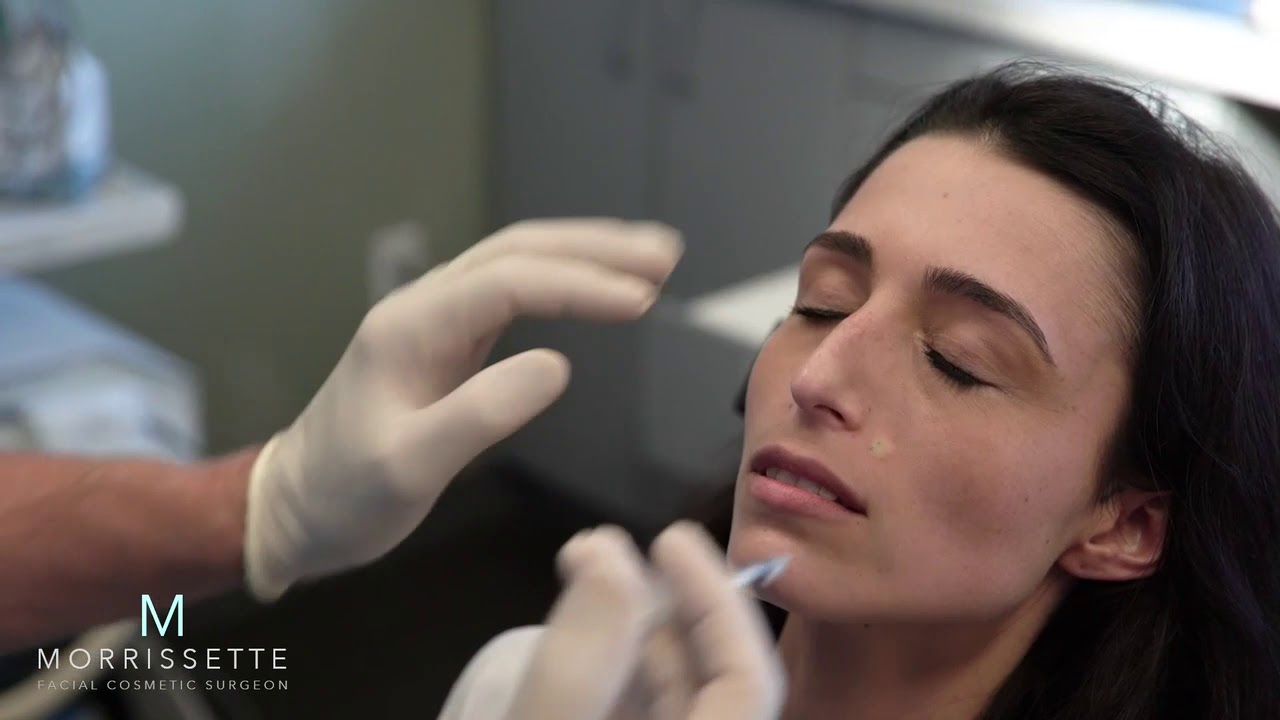 Dr. Morrissette injecting BOTOX