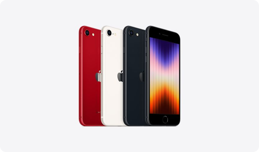 Four different colours of the iPhone SE 3 2022