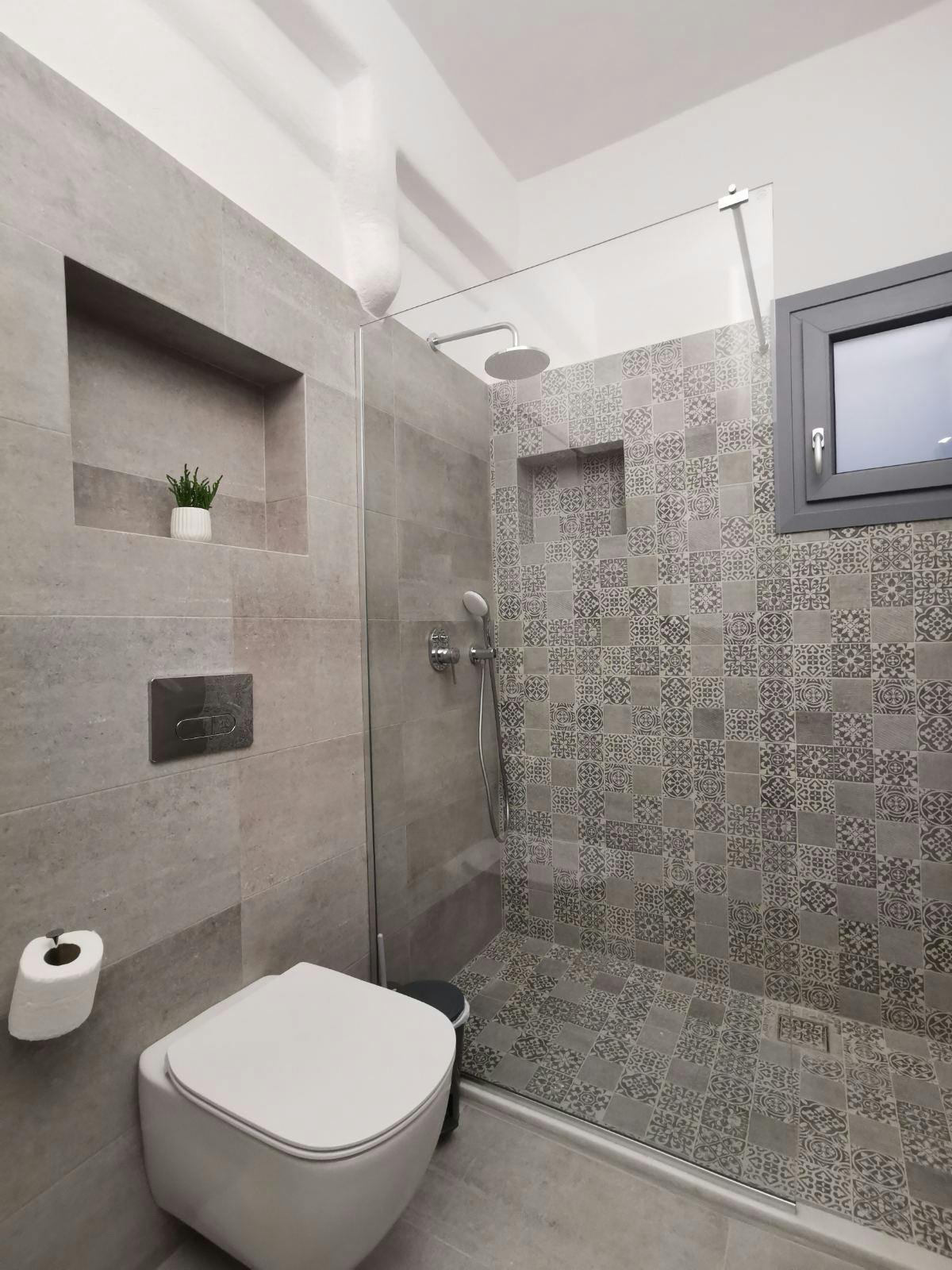 Family Apartment with seaview Bathroom