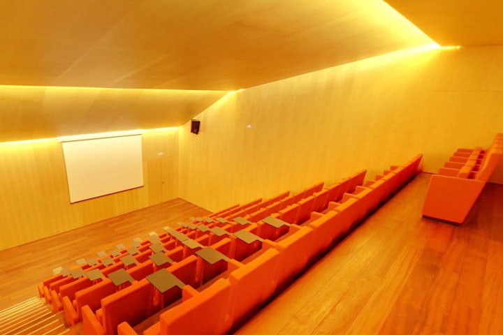 publicidad de la empresa astroradio