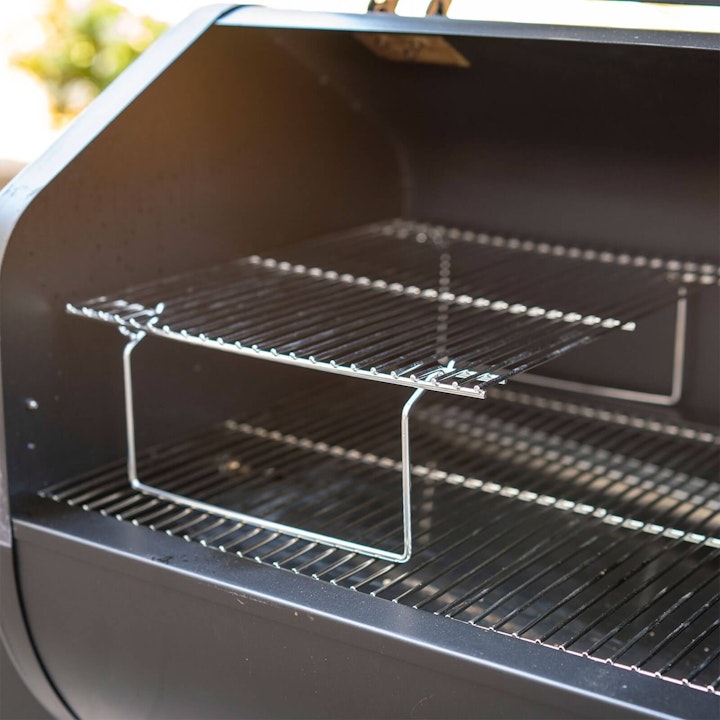 publicidad de la empresa "barbecue world"