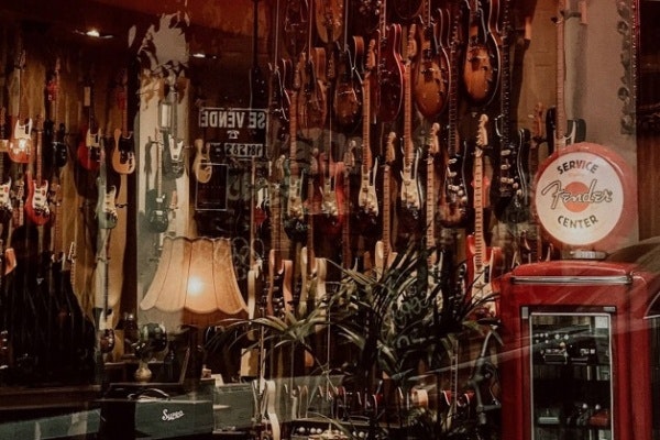 publicidad de la marca richards estudio 54