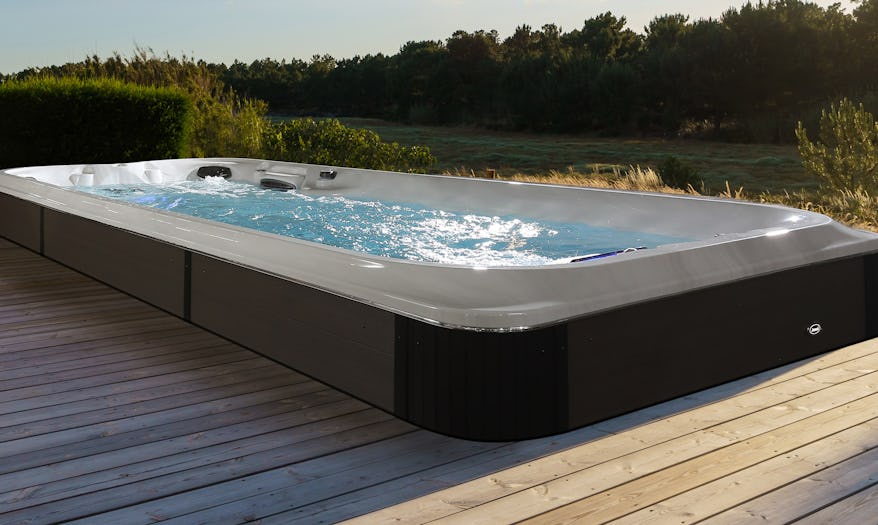 Jacuzzi® Swim Spas