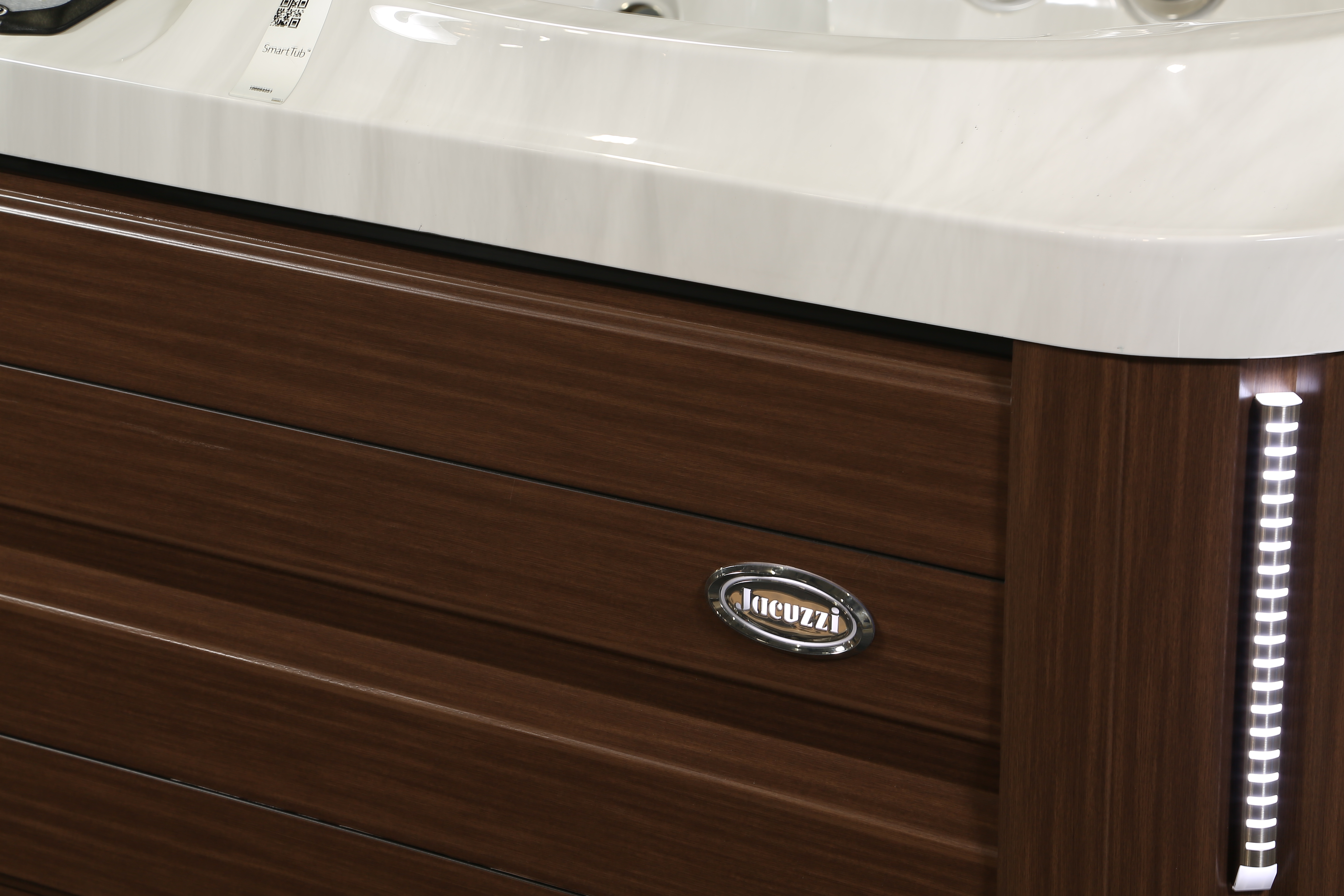 HotSpring vs Jacuzzi Build Quality