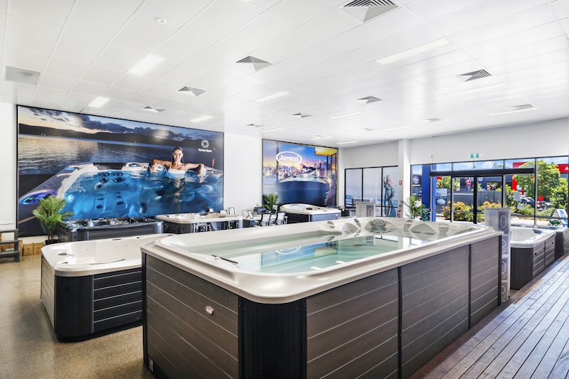 Spa World North Lakes