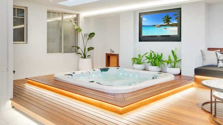 Spa pool indoor design idea