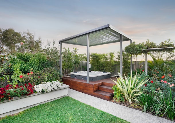 Spa pool and gazebo design idea