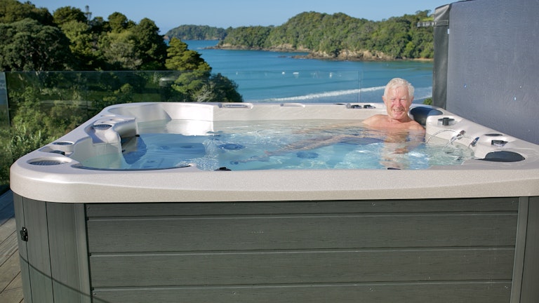 Spa pool