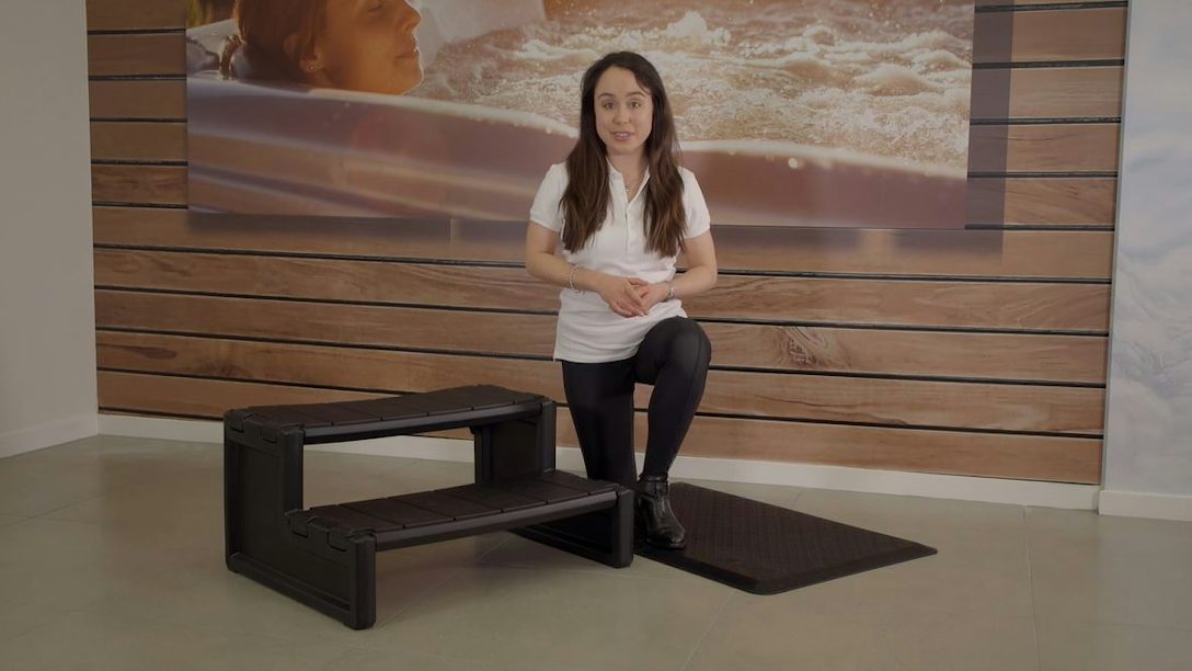 Internal Spa Step What are the best spa steps? | Spa World Australia