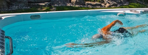 Benefits of training in a swim spa hero