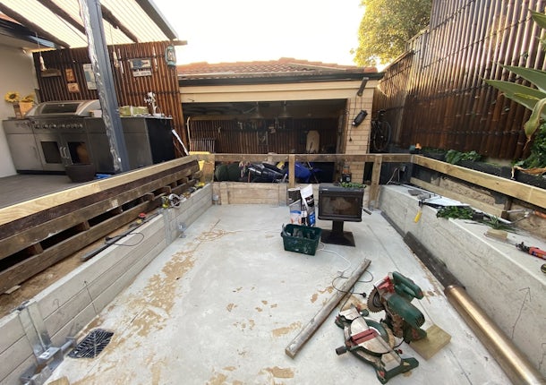 Inground swim spa pool concrete pit