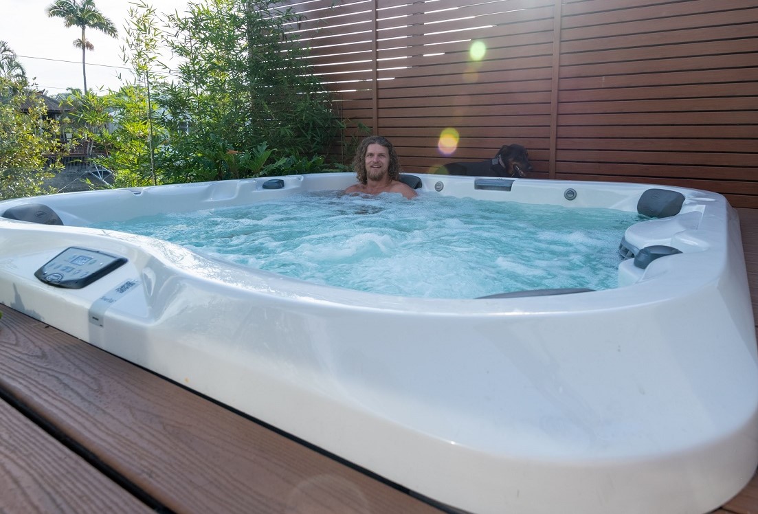 NIck Cummins in his spa pool