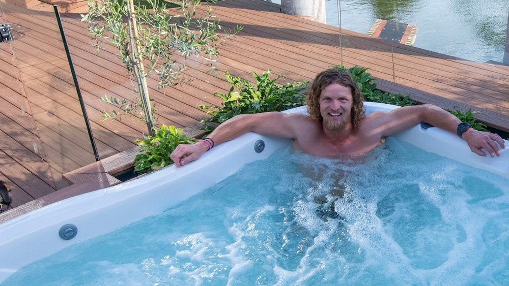 Nick Cummins on rugby, recovery and his new Jacuzzi®
