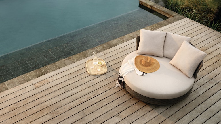 quality outdoor sofa