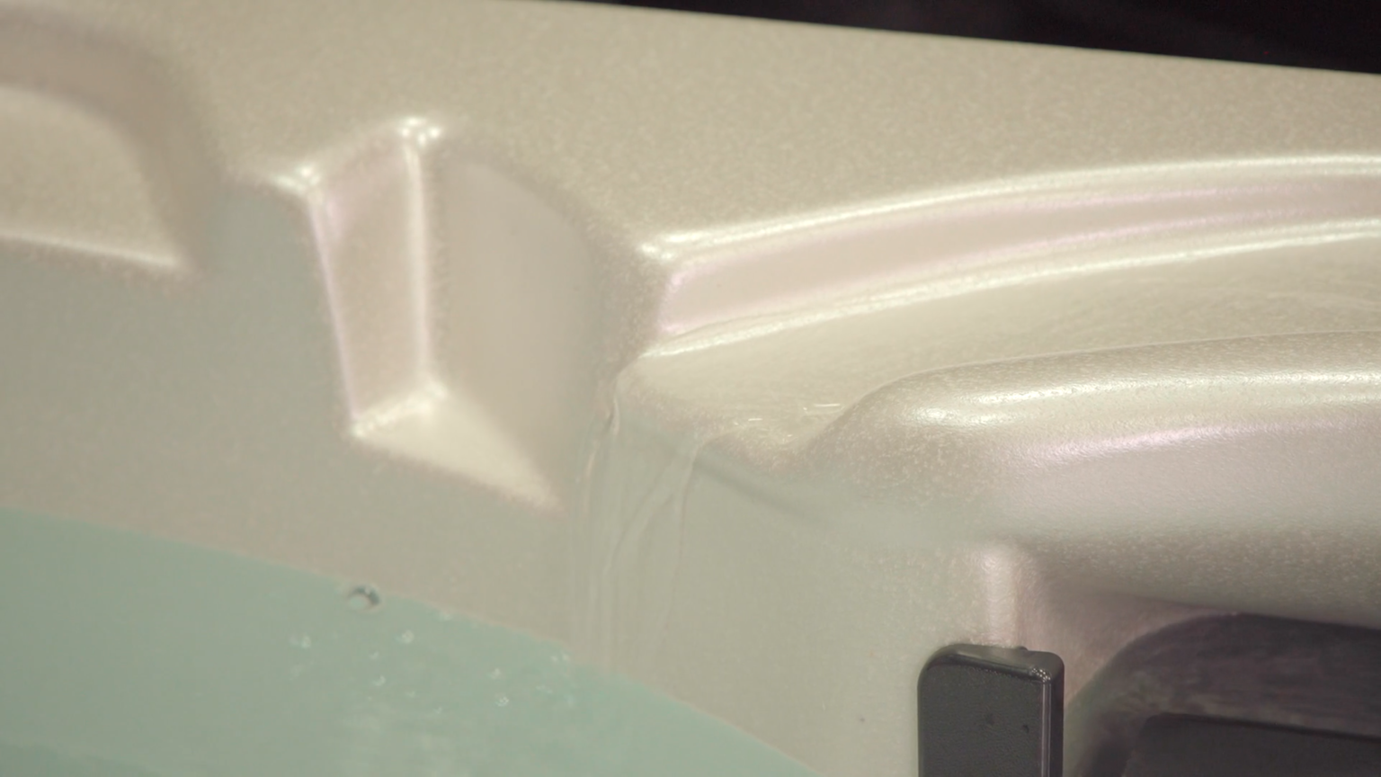 Vortex spa priming