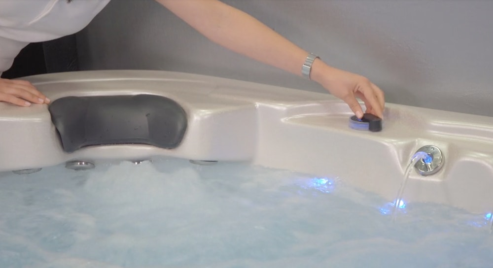 Vortex™ Spa Controls and Features I User Guide