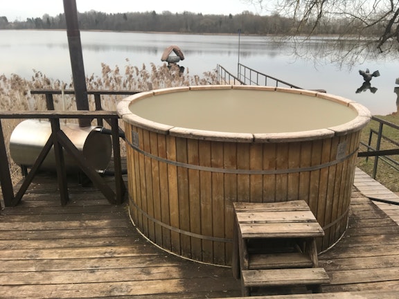 Wood-fired hot tub