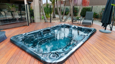 Best entertainer spa pools in Australia