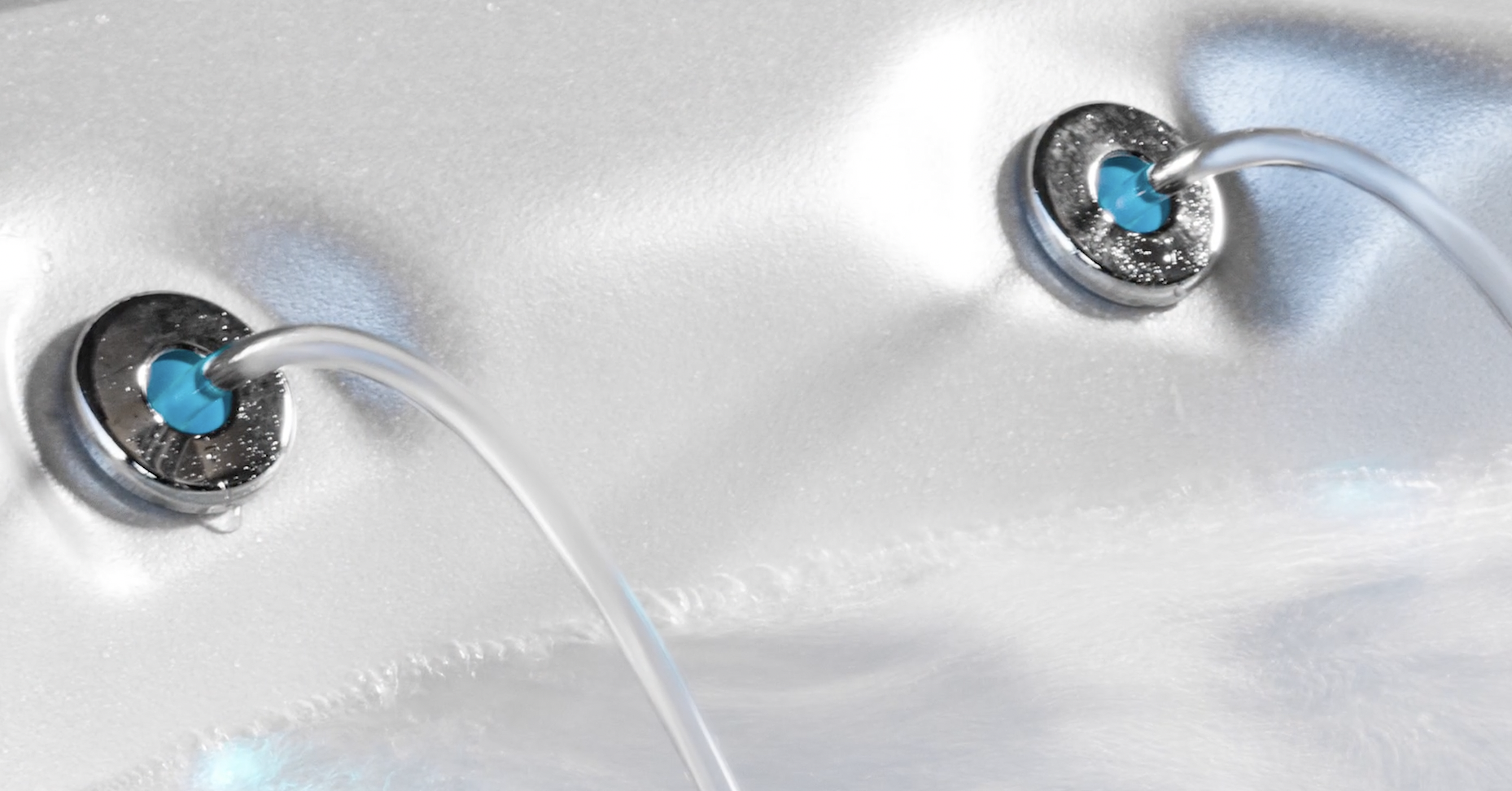 Hydroglow backlit laminar jets