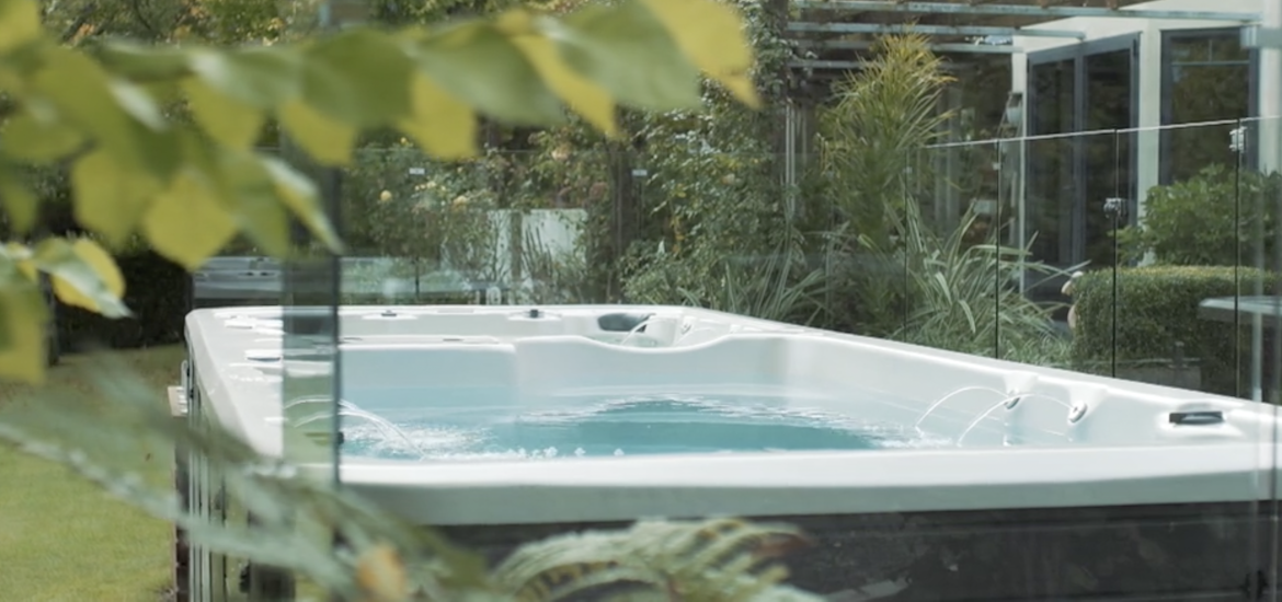 reduce spa running costs hero