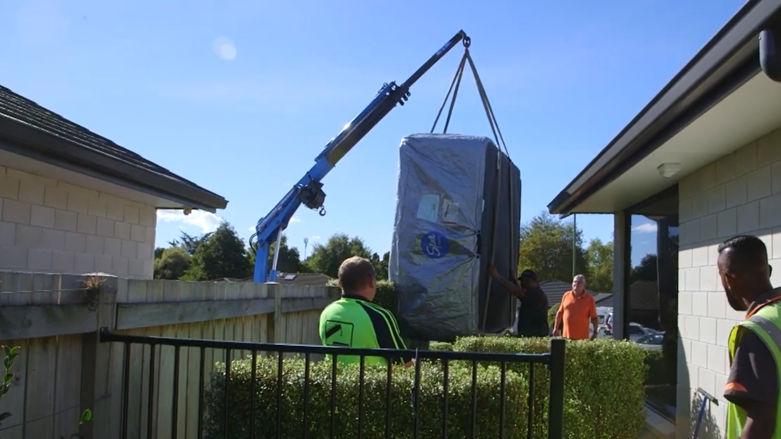 jacuzzi delivery