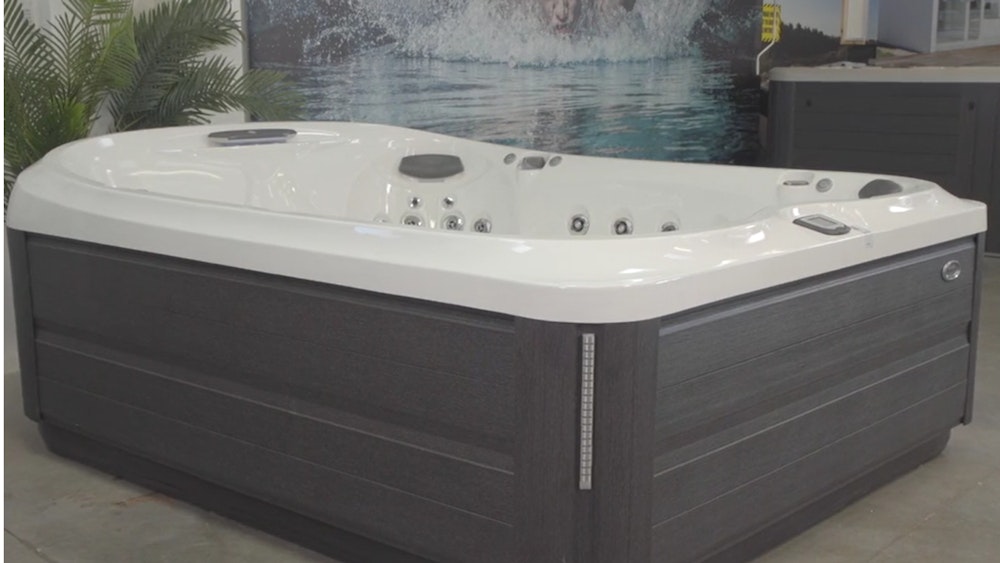 Jacuzzi® Spa Pool Maintenance Guide Spa World Australia