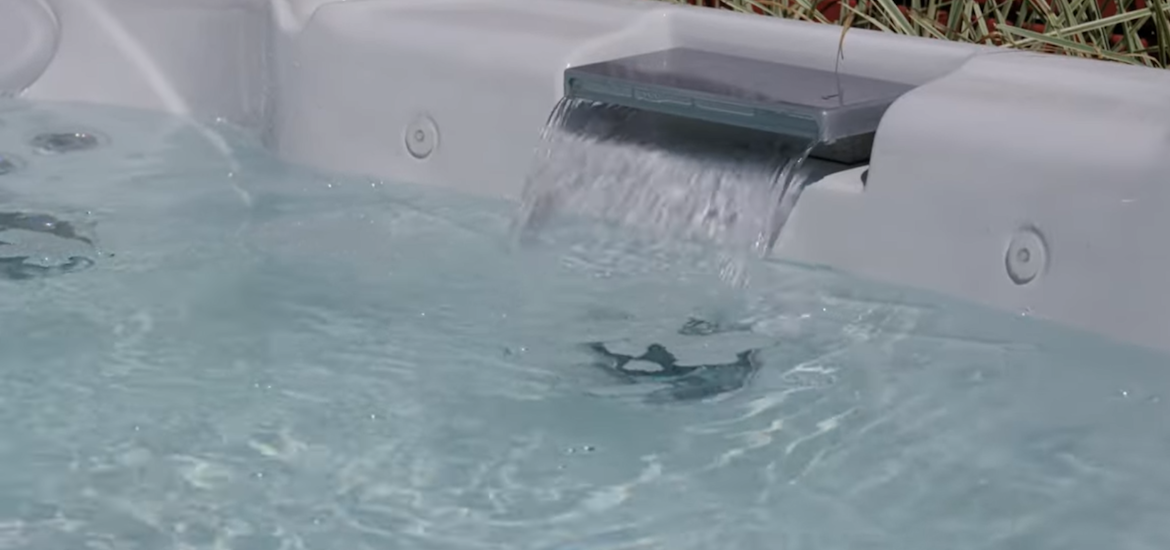 How to use the controls and features of Jacuzzi® J-200