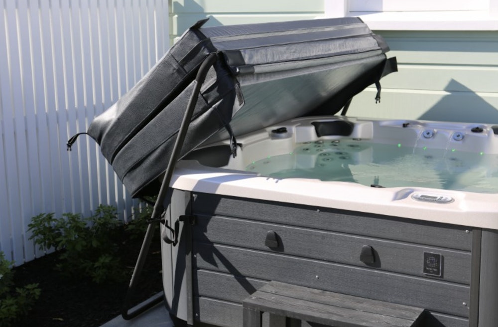 Top 5 Spa Safety Accessories You Should Buy for Your Spa Pool