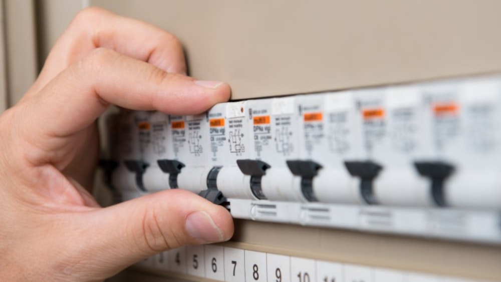 Causes why spa pool breaker is tripping