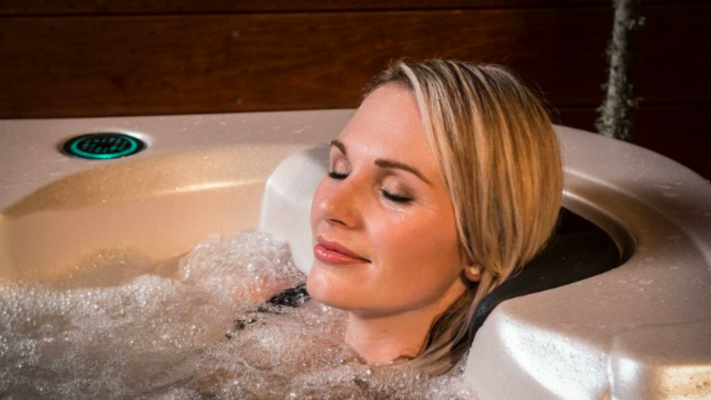 Spa Headrest Problems and Solutions | Spa World Australia