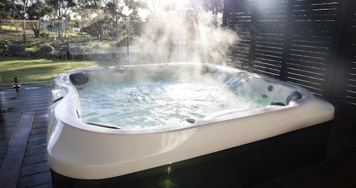 Jacuzzi® J-345™ spa