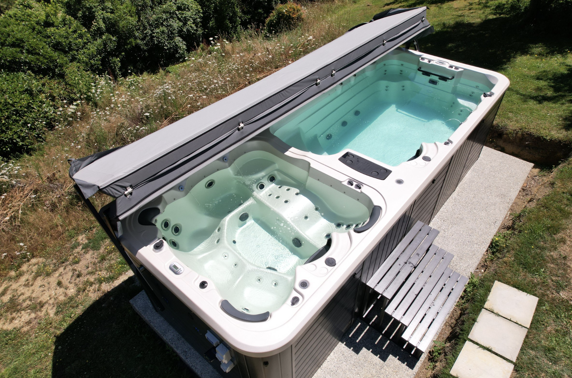 Clearlift automatic swim spa cover