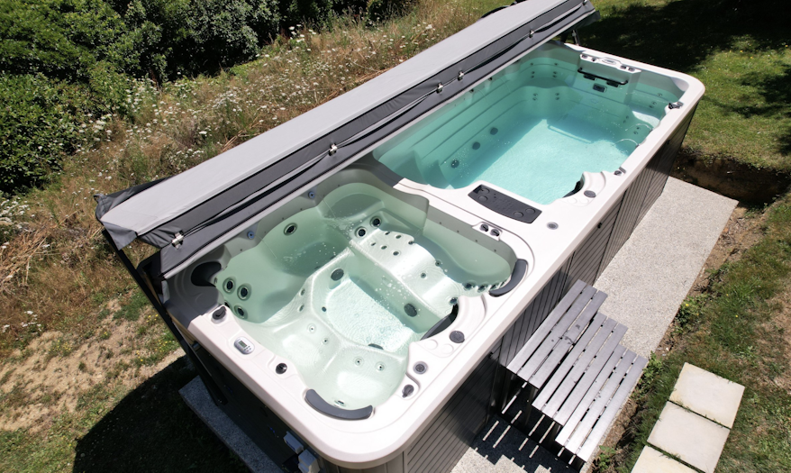 Clearlift automatic swim spa cover