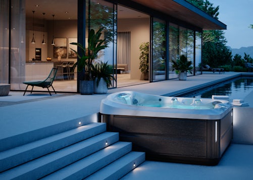 J-475 on a luxurious backyard