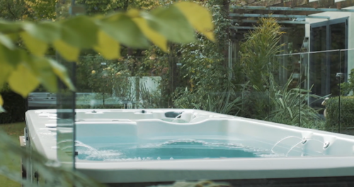 Vortex™ Hydrozone Vs. Sapphire Spas® myDualzone6.0m™ review