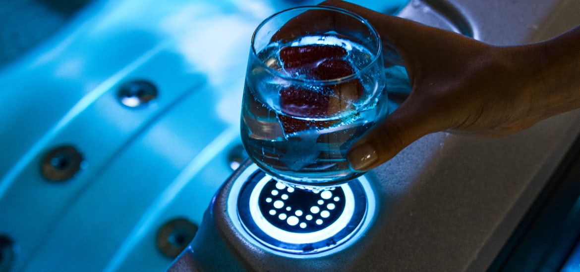 What is the Vortex Avante package hero