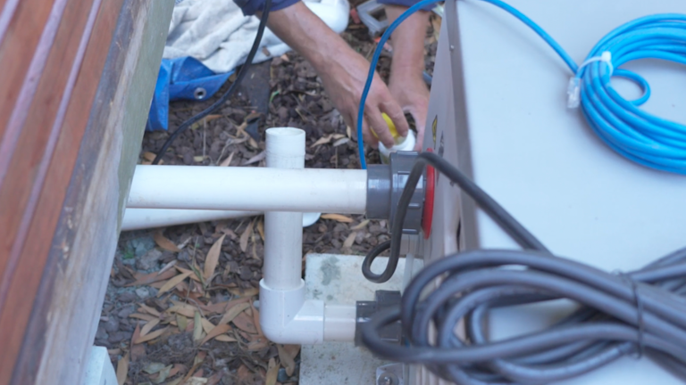 Spanet heat pump water pipes