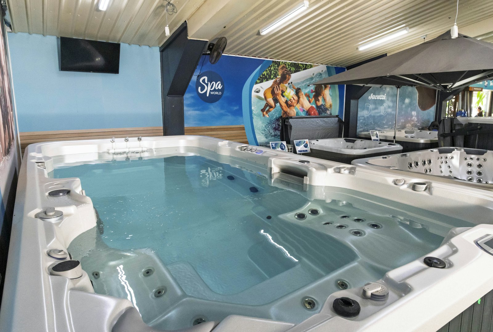 Spa World Bundaberg showroom