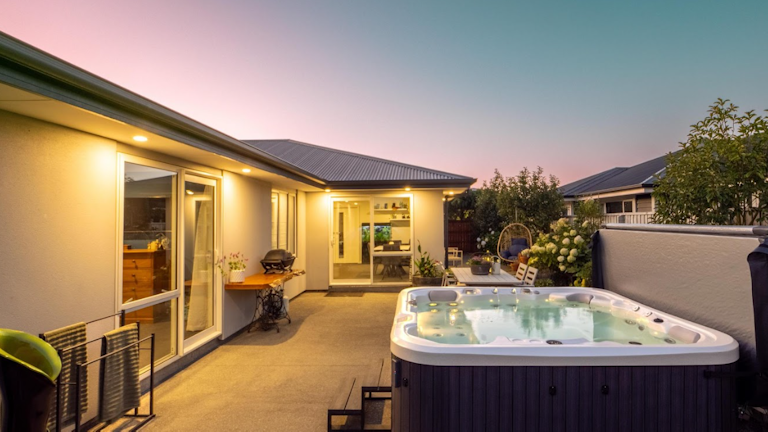 spa pool in a beautiful outdoor setting
